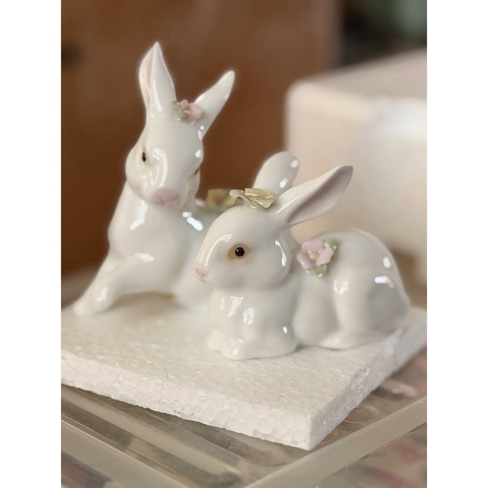Vintage Set of 2 White Porcelain Bunny Rabbits Raised Flower Accents Easter